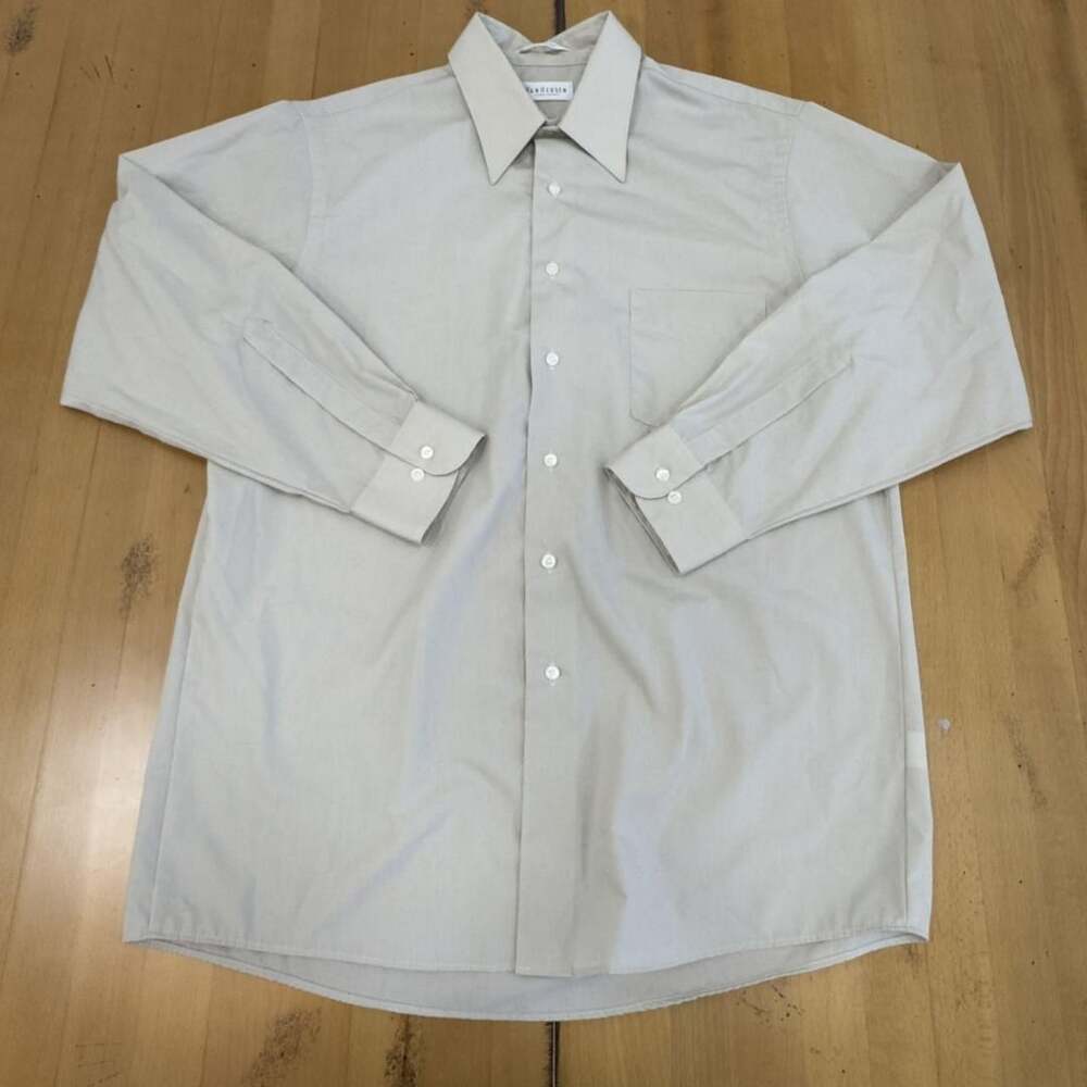 Van Heusen Dress Shirt Size 16 32/33 Cream Poplin Wrinkle Free